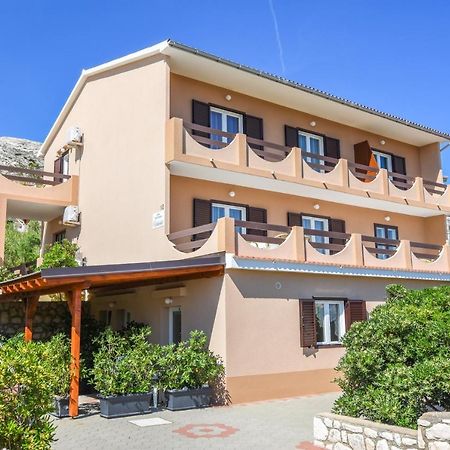Apartmani Marija Ljubica Паг Экстерьер фото